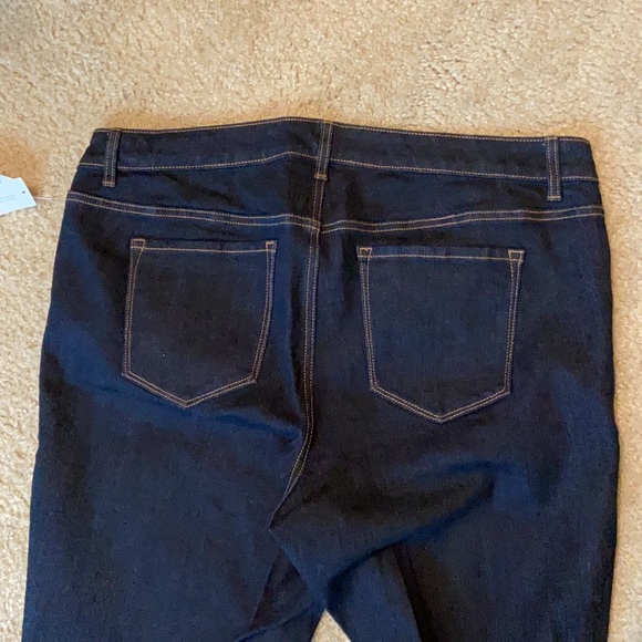 Dark wash Jeans - Picture 4 of 4